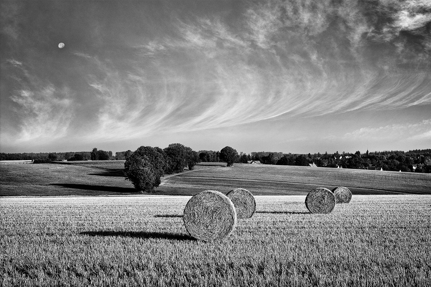 August - Mond über Zang